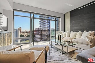 Building Photo - 1111 S Grand Ave