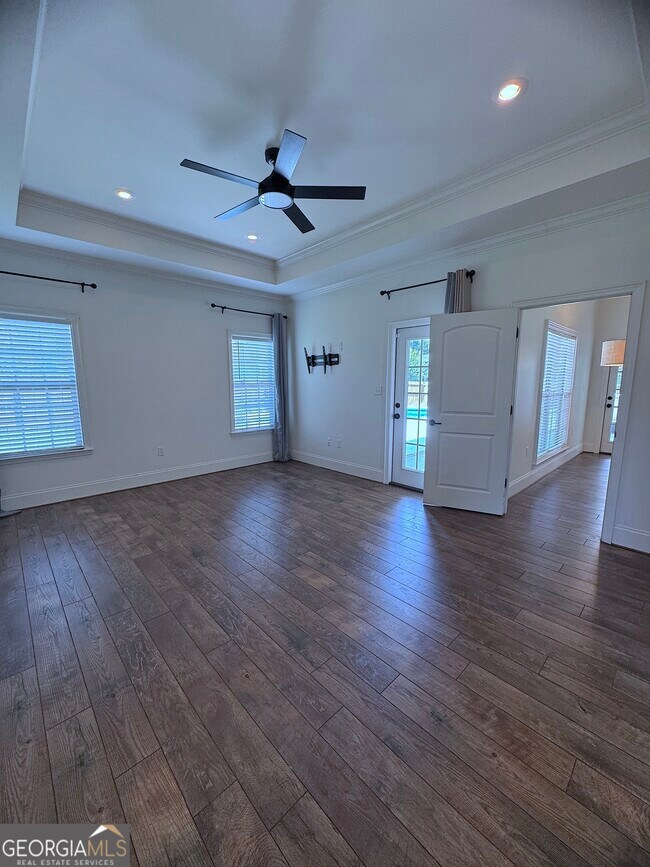 Building Photo - 5049 Carlton Ridge Cir