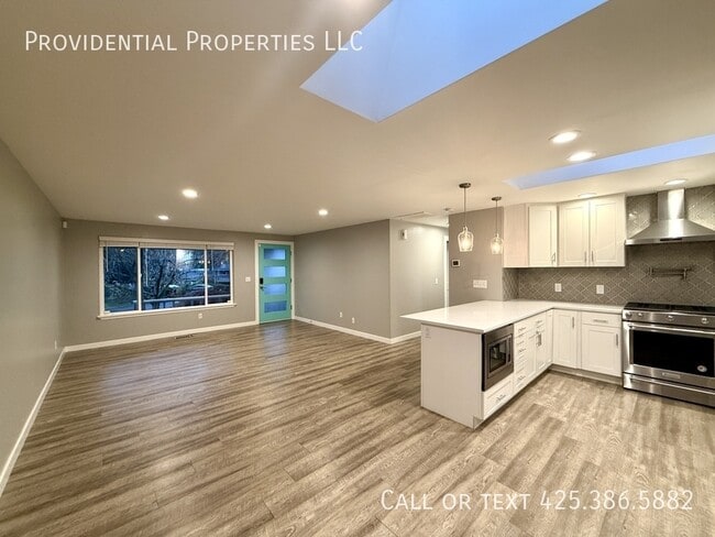 Building Photo - 11120 127th Pl NE