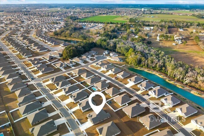 Building Photo - 10452 Winning Colors Trl