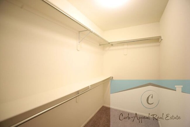 Building Photo - Move in special $800!! Beautiful 3 bed / 2 bath home - Nettleton!!