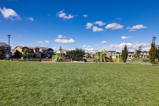 Building Photo - 1442 Copperfield Ave