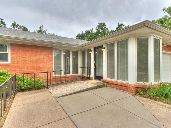 Building Photo - 1214 Cruce St