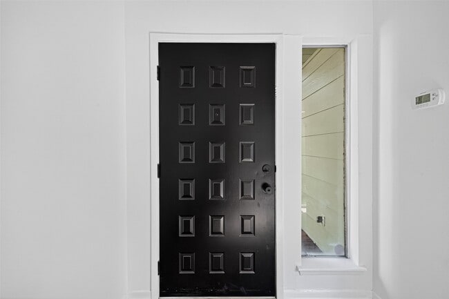 Building Photo - 1917 Trixie Ln