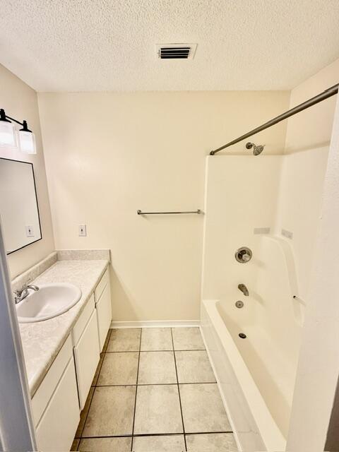 Building Photo - 957 Tray Dr
