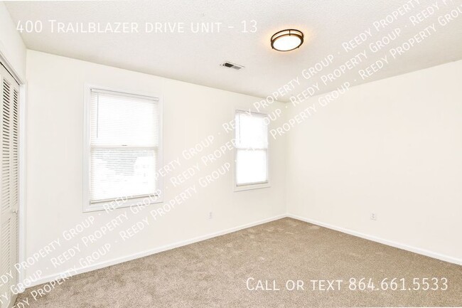 Building Photo - 400 Trailblazer Dr