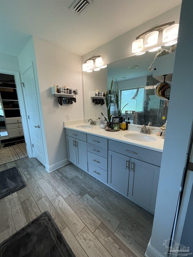 Building Photo - 5402 Longhorn Trail