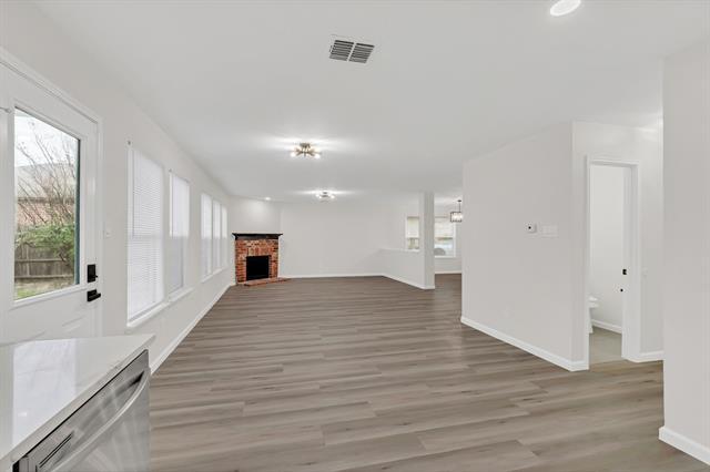 Building Photo - 438 Stanley Falls Dr