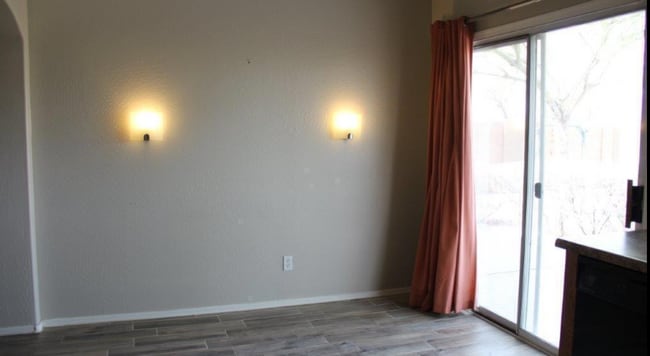 Building Photo - 22660 W Adams Dr