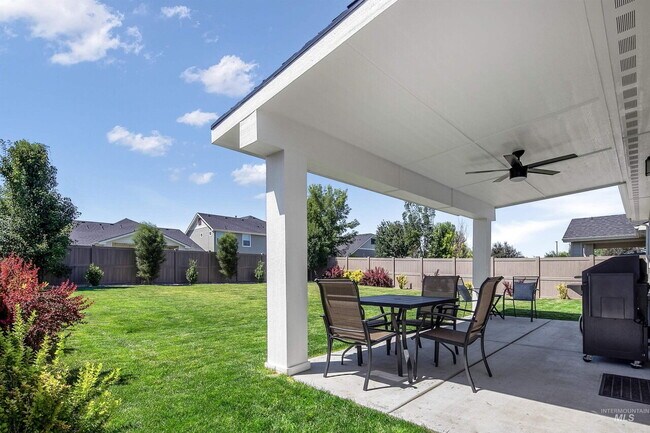 Building Photo - Beautiful South Meridian Home