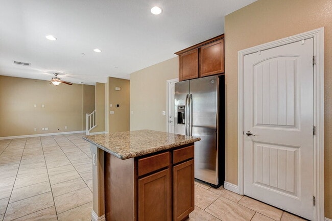 Building Photo - 1074 Fish Pond Ave