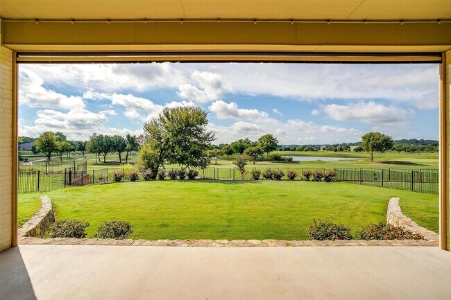 Building Photo - 1221 Crown Valley Dr