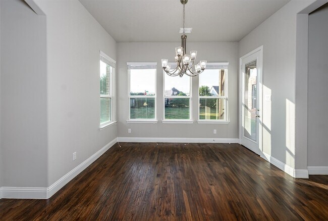 Building Photo - 764 Tallgrass Dr