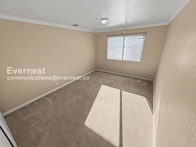 Building Photo - 3173 Wayside Plaza