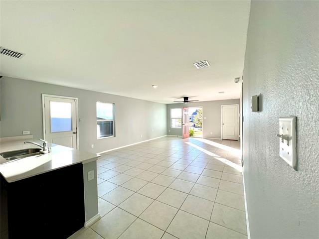 Building Photo - 5711 Bristle Leaf Dr