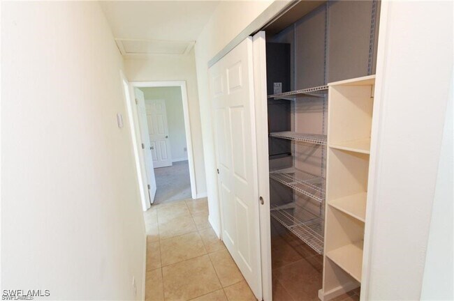 Building Photo - 1329 Torreya Cir