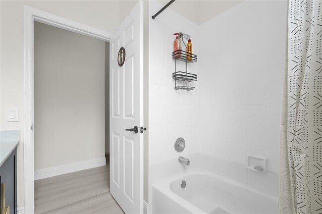 Building Photo - 6386 NW 78th Pl