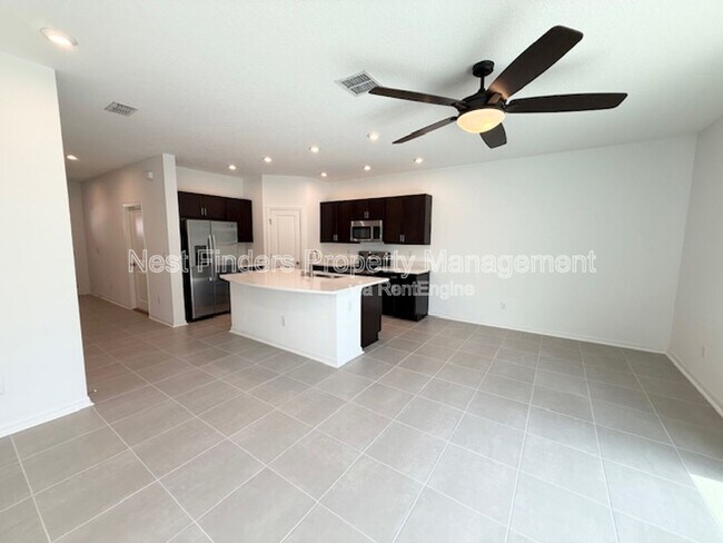 Building Photo - 358 Annies Pl