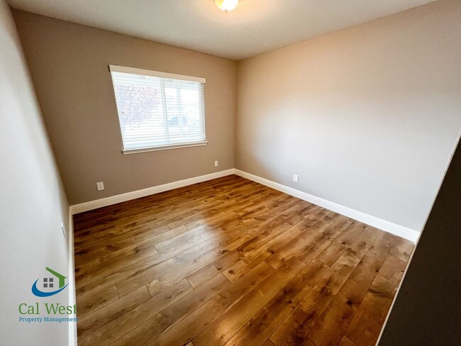 Building Photo - $4,895 - Beautiful and Spacious 3 beds/2 b...