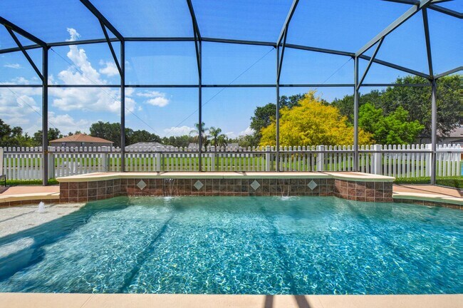 Building Photo - 353 Lake Amberleigh Dr