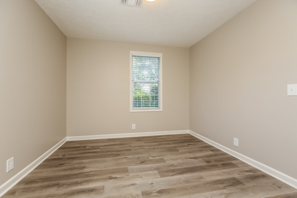 Building Photo - 5921 Belle Oaks Pl