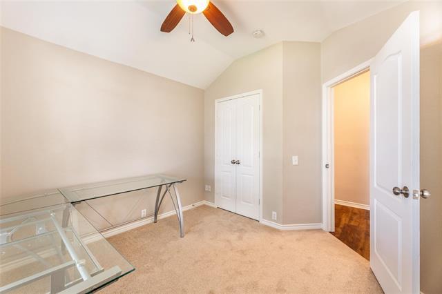 Building Photo - 5708 McKinley Ln