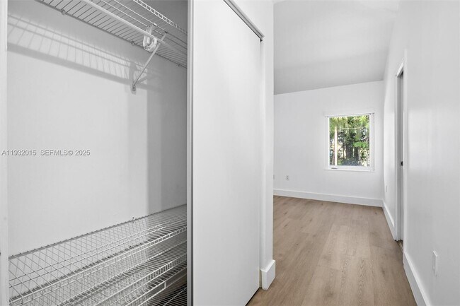 Building Photo - 10246 NW 57th Terrace