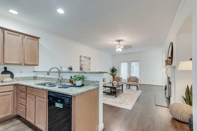 Building Photo - 2926 Ashlyn Pointe Dr