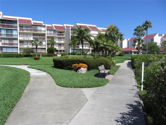 Building Photo - 7897 Sailboat Key Blvd S