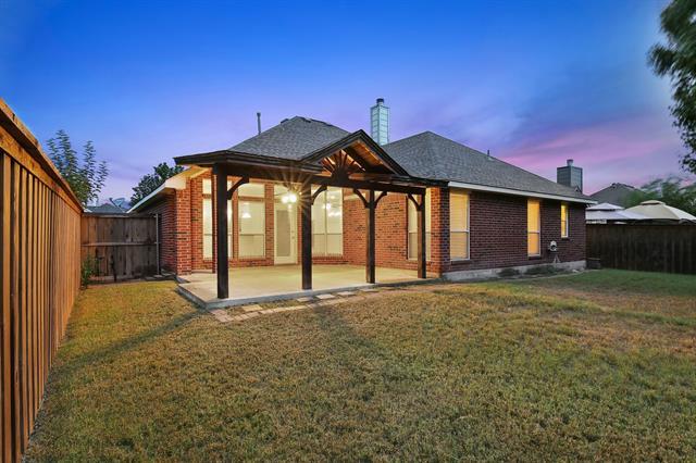 Building Photo - 280 Beech Dr