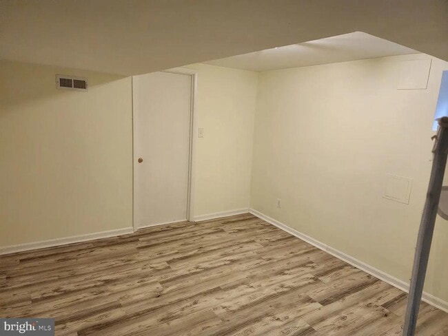 Building Photo - 6302 Hibbling Ave
