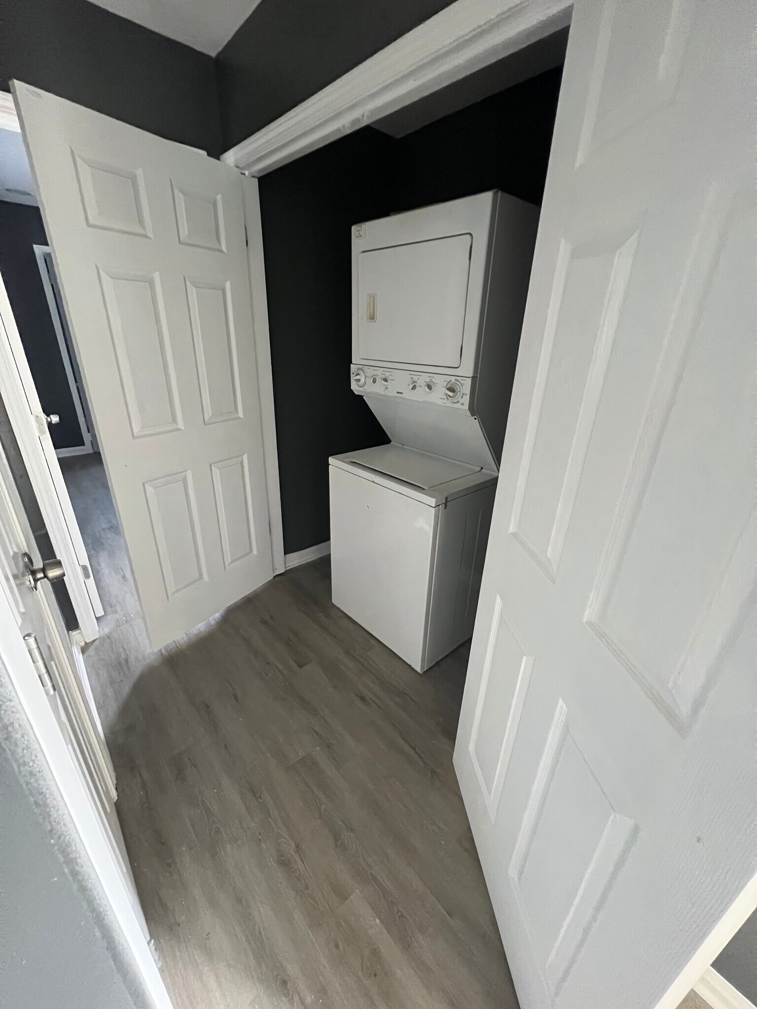 Building Photo - 520 Revere Dr