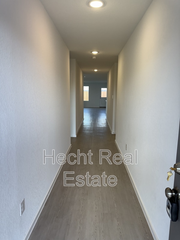 Building Photo - 1836 Wood Warbler Ln