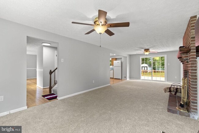Building Photo - 8428 Braddock Way