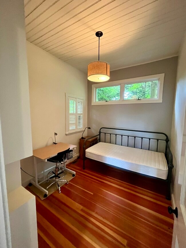 Building Photo - 83 Washington Ave