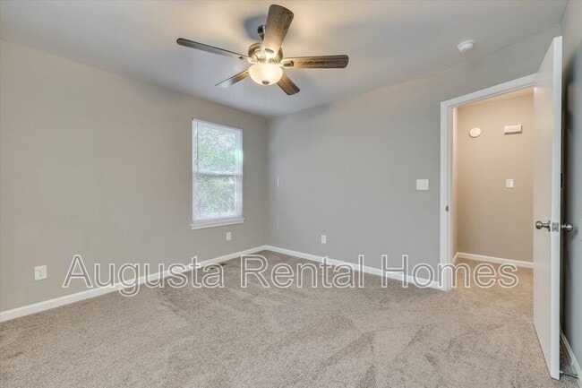 Building Photo - 308 W Buena Vista Ave