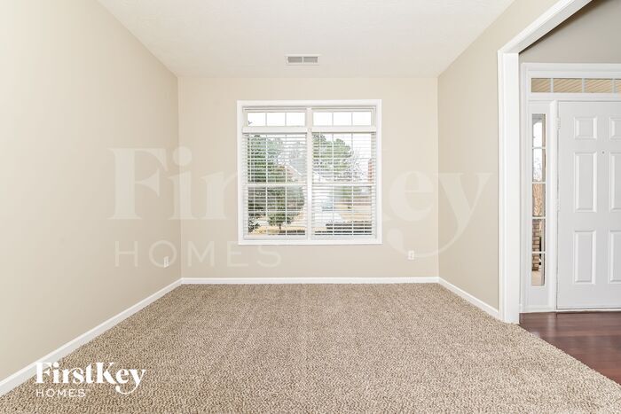 Building Photo - 1326 Lower Falls Dr