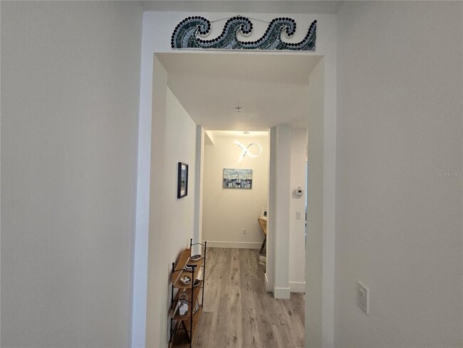 Building Photo - 1709 N Tamiami Trl