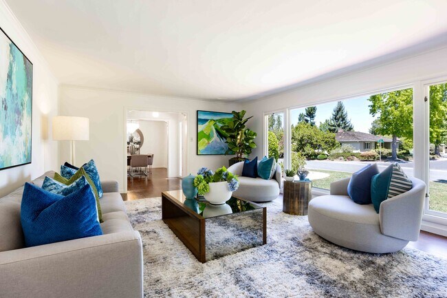 Building Photo - 795 San Mateo Dr