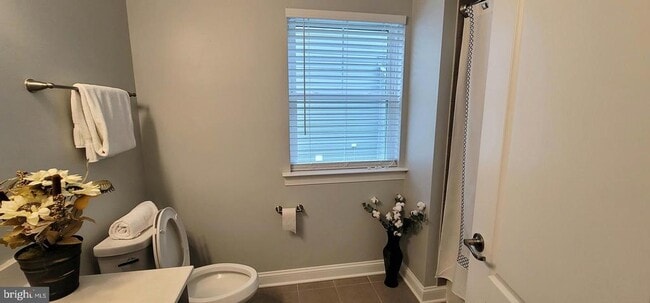 Building Photo - 18161 Emerson Way