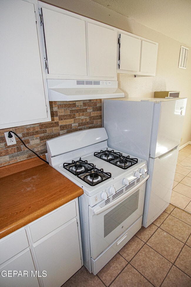 Building Photo - 3435 Fred Wilson Ave