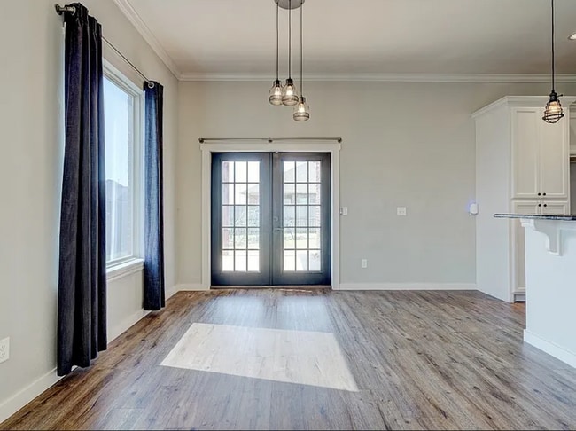 Building Photo - Magnificent 3BD/2BTH home in Council Ridge