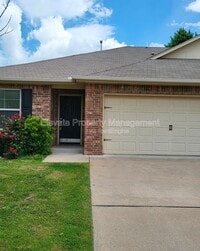 Building Photo - 913 West Prairie Wind Way