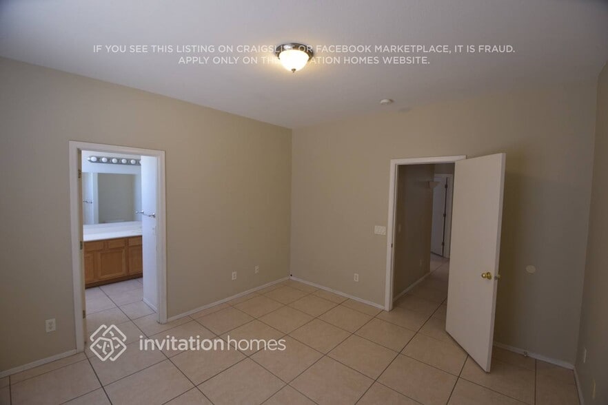 Building Photo - 6342 W Cambridge Ave