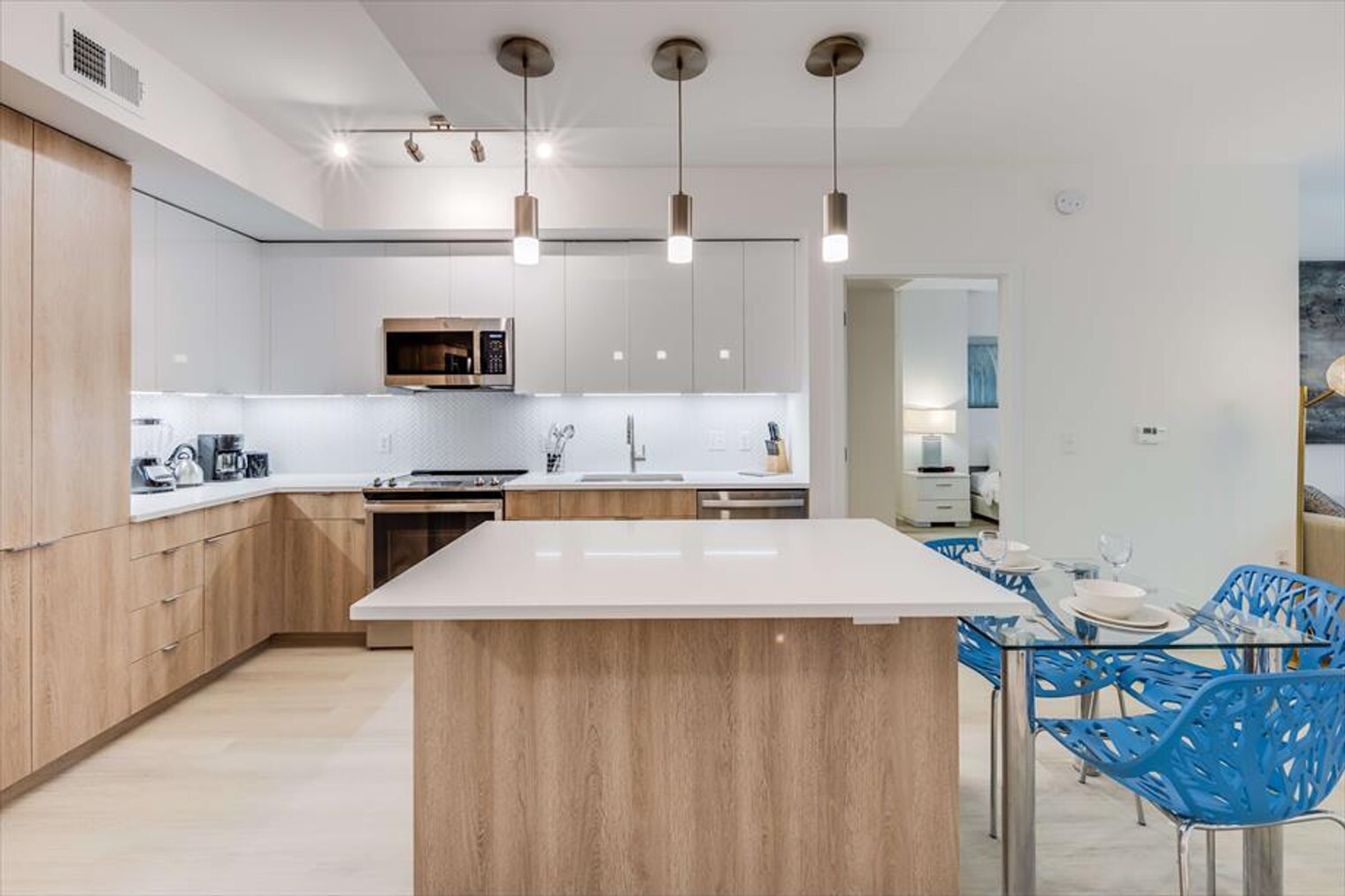 Building Photo - 1051 First St NE