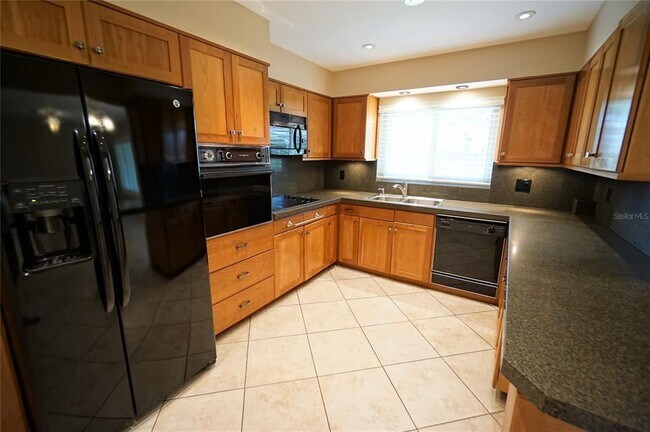 Building Photo - 3306 Lacewood Rd