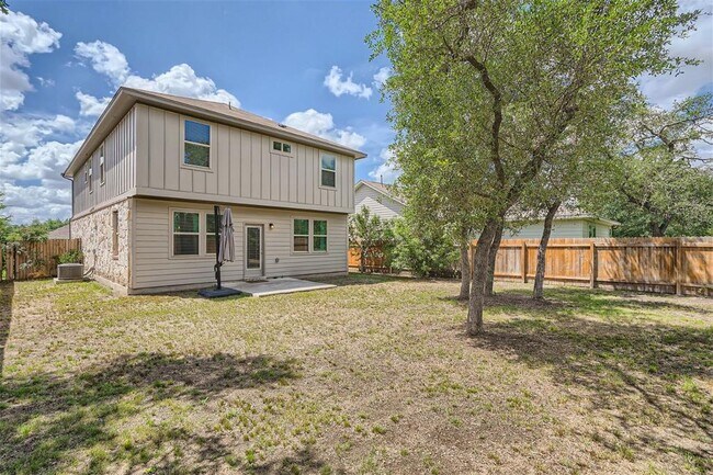 Building Photo - 501 Cinnamon Teal Ln