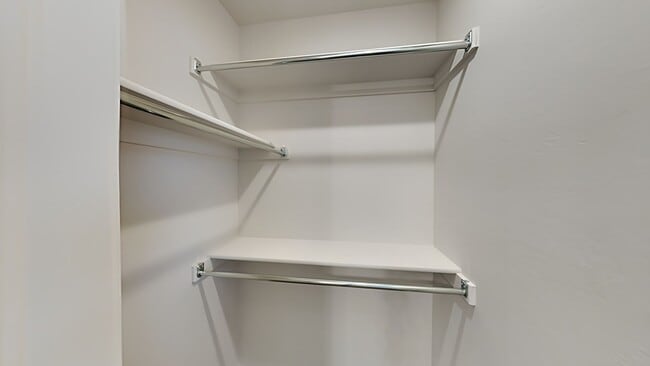 Building Photo - 2 Bedroom 2 Bathroom 1 Car Garage Close to Broadway Extension, a short distance from Edmond and e...