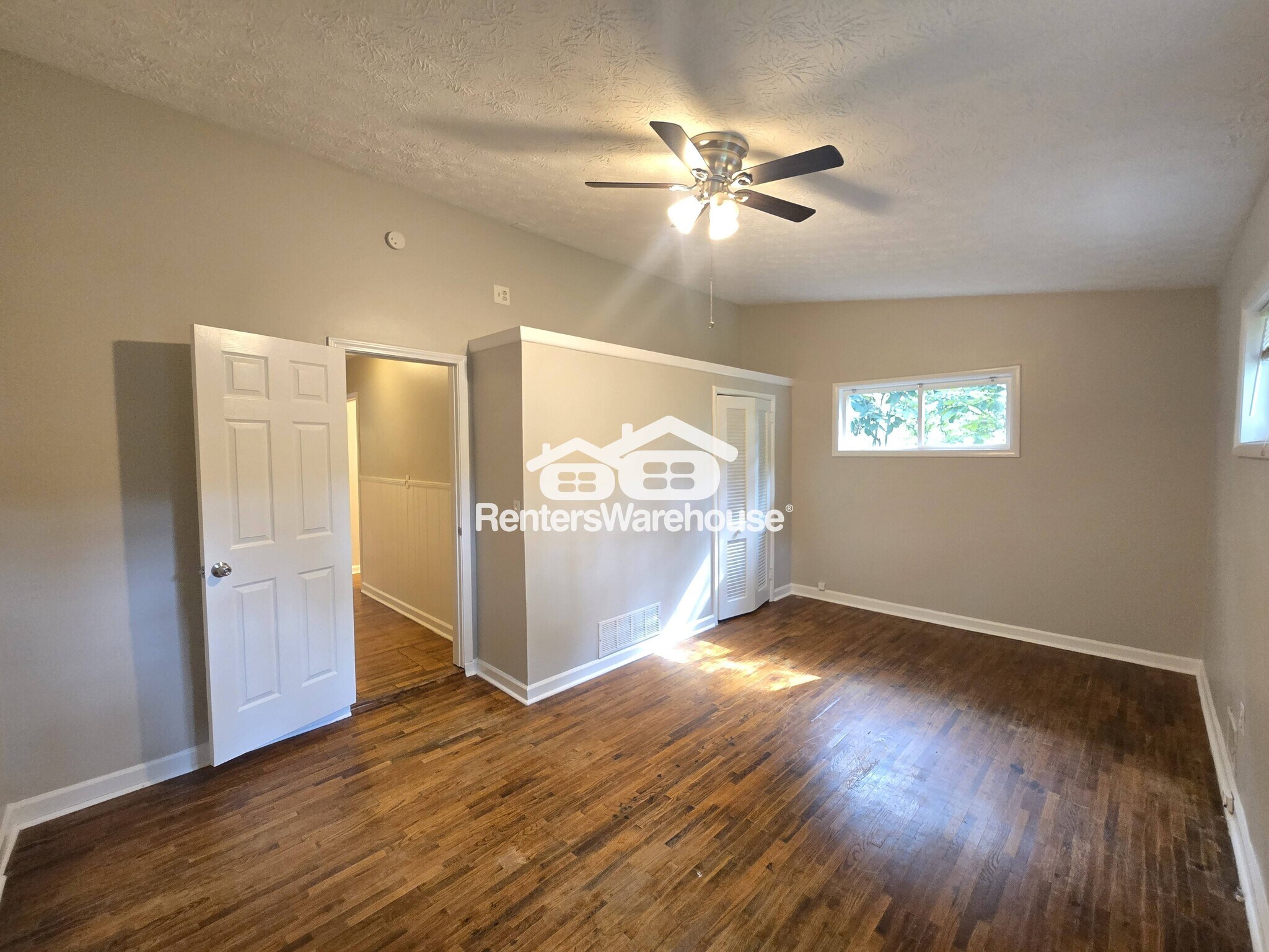 Building Photo - 1593 Tanager Cir