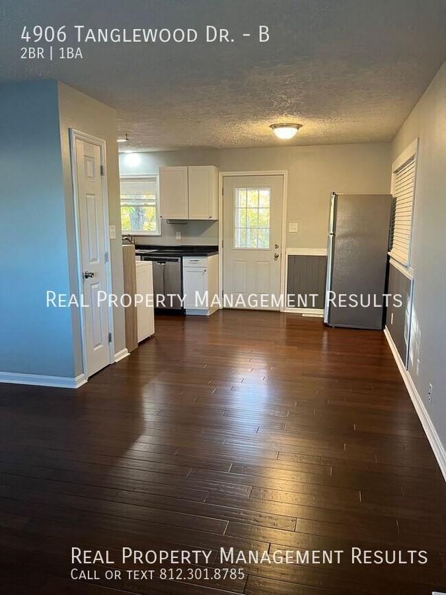 Building Photo - 4906 Tanglewood Dr